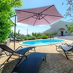 וילה Elisa With Pool In Istria *