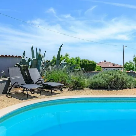Elisa With Pool In Istria