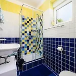 Elisa With Pool In Istria Βίλα *